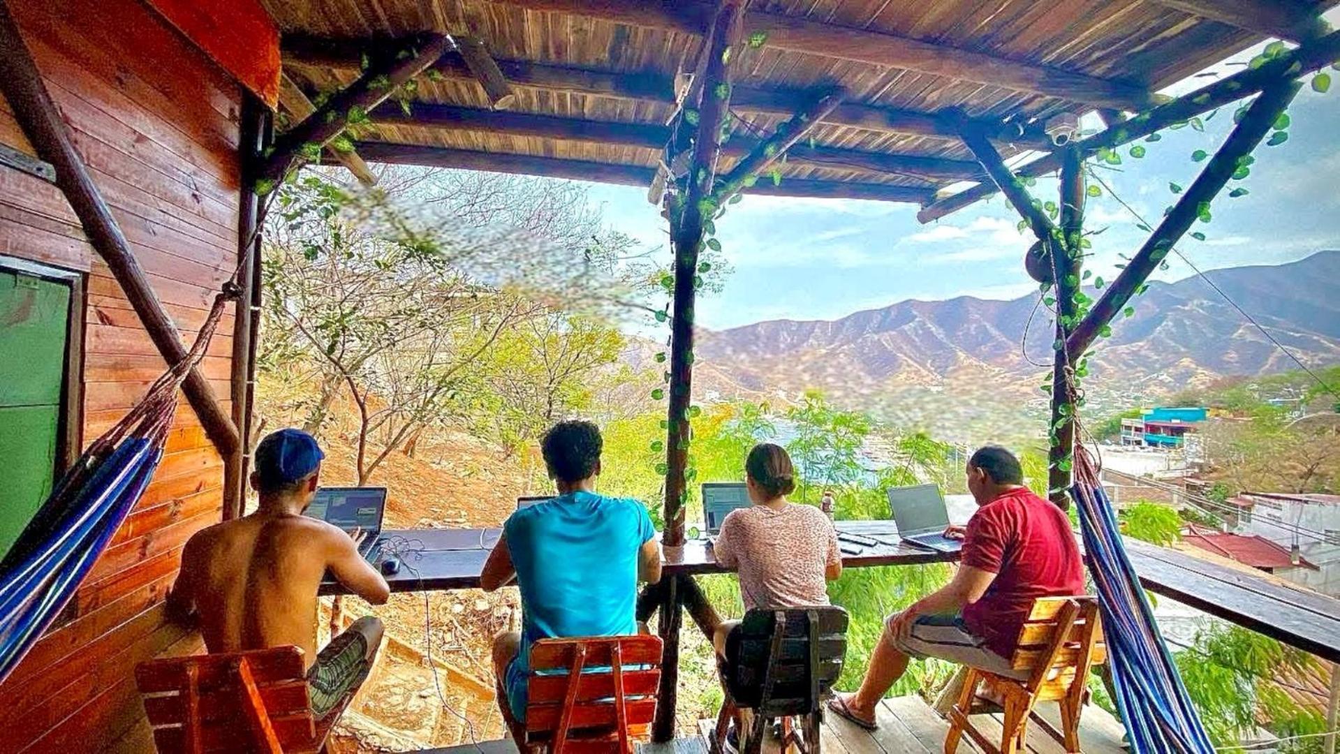 Tamarindo Beach Hostel Таганга Экстерьер фото