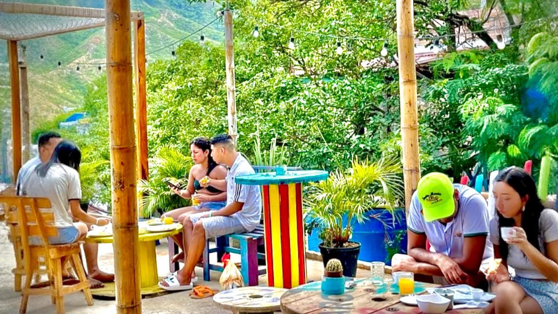 Tamarindo Beach Hostel Таганга Экстерьер фото